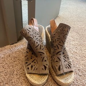 Seychelles heal size 8, used but in great condition